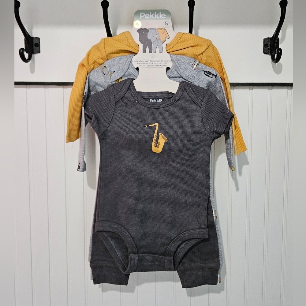 Pekkle Charcoal and Mustard Saxophone 5 Piece Baby Set, New with Tags, 6 Months